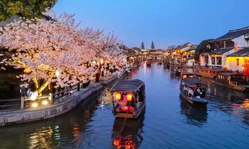 Đi thuyền ngắm cảnh Tây Đường, len qua những dòng kênh cổ và chiêm ngưỡng vẻ đẹp Giang Nam từ một góc nhìn thật khác