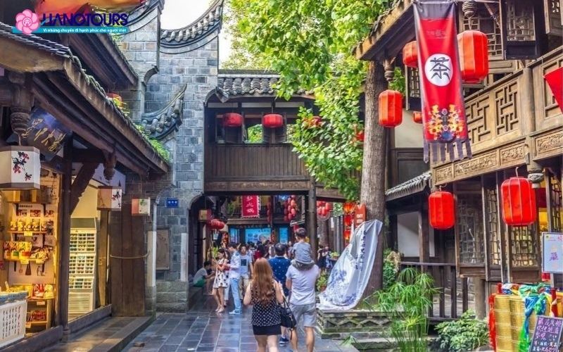 Phố cổ Cẩm Lý