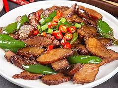 Thưởng thức hương vị cổ truyền với thịt xông khói