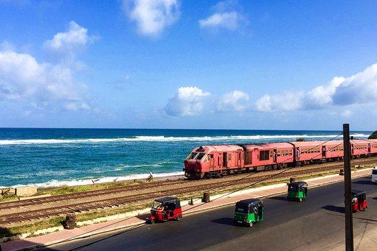 Chi phí du lịch Sri Lanka phụ thuộc vào thời gian lưu trú, vé máy bay, khách sạn, ăn uống, phương tiện di chuyển và lịch trình tham quan