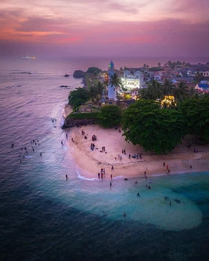 Kết hợp tham quan Galle và nghỉ dưỡng biển mang đến hành trình trọn vẹn giữa phố cổ di sản, những công trình lịch sử và bãi biển nhiệt đới Sri Lanka