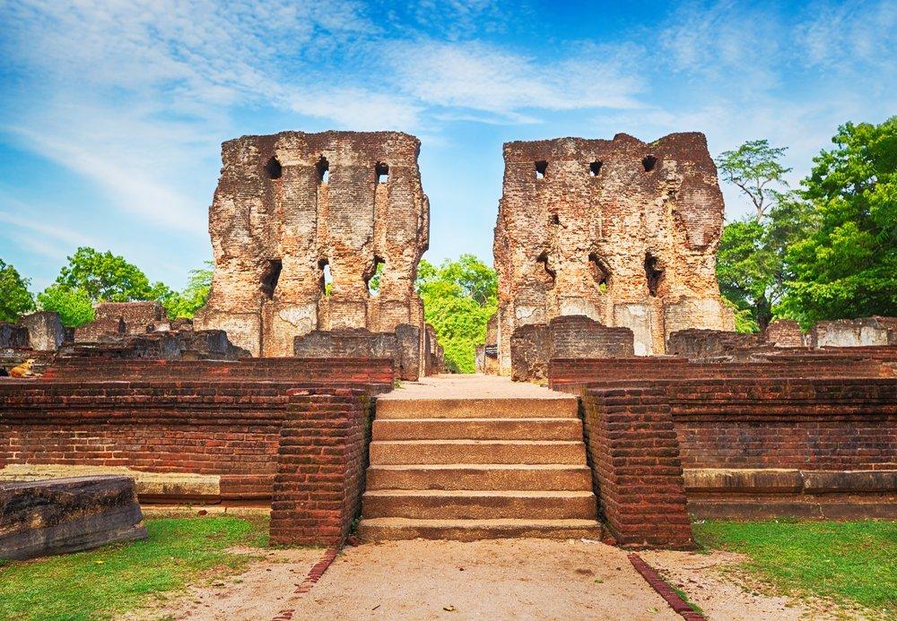 Khám phá dấu tích vương quốc Polonnaruwa qua những cung điện, đền thờ và công trình cổ còn lưu giữ dấu ấn của một thời kỳ huy hoàng